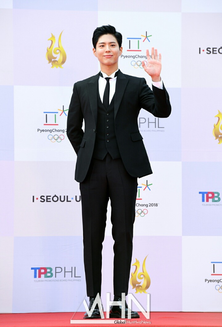 박보검 쓰리피스 수트 코디 수준.JPG | 인스티즈