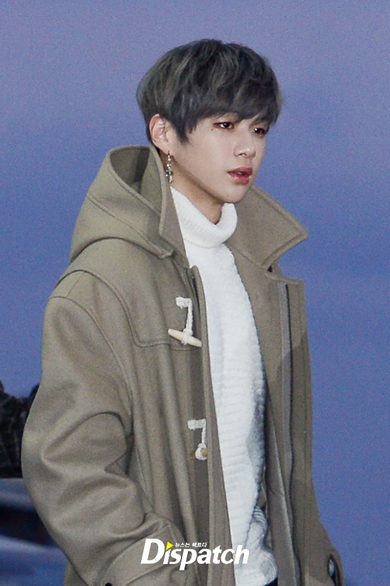 강다니엘이 입은 코트 가격.jpg | 인스티즈