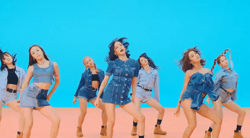 단발머리가 찰떡같이 어울리는 CLC 장예은.jpgif | 인스티즈