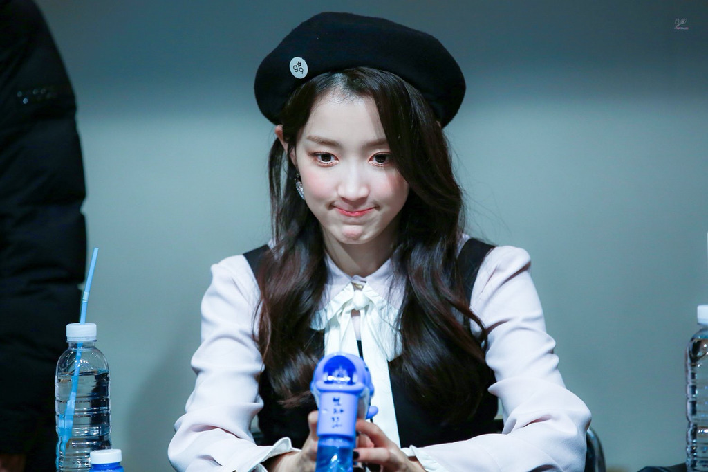 [구구단] 라디오에서 캐롤이 흘러나와서 하나 | 인스티즈