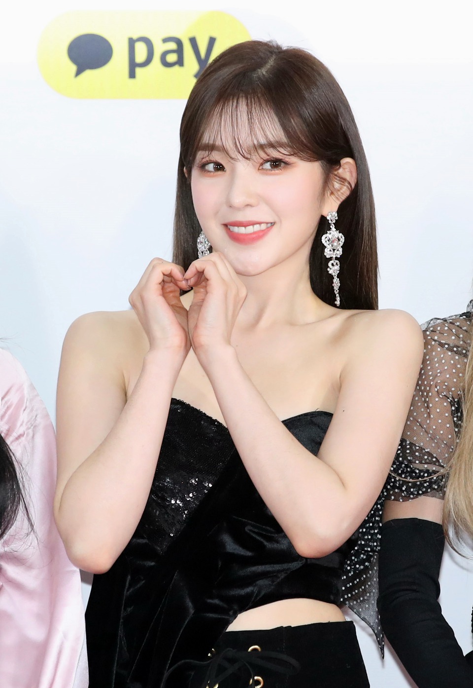 레드벨벳 2018 SBS 가요대전 레드카펫 | 인스티즈