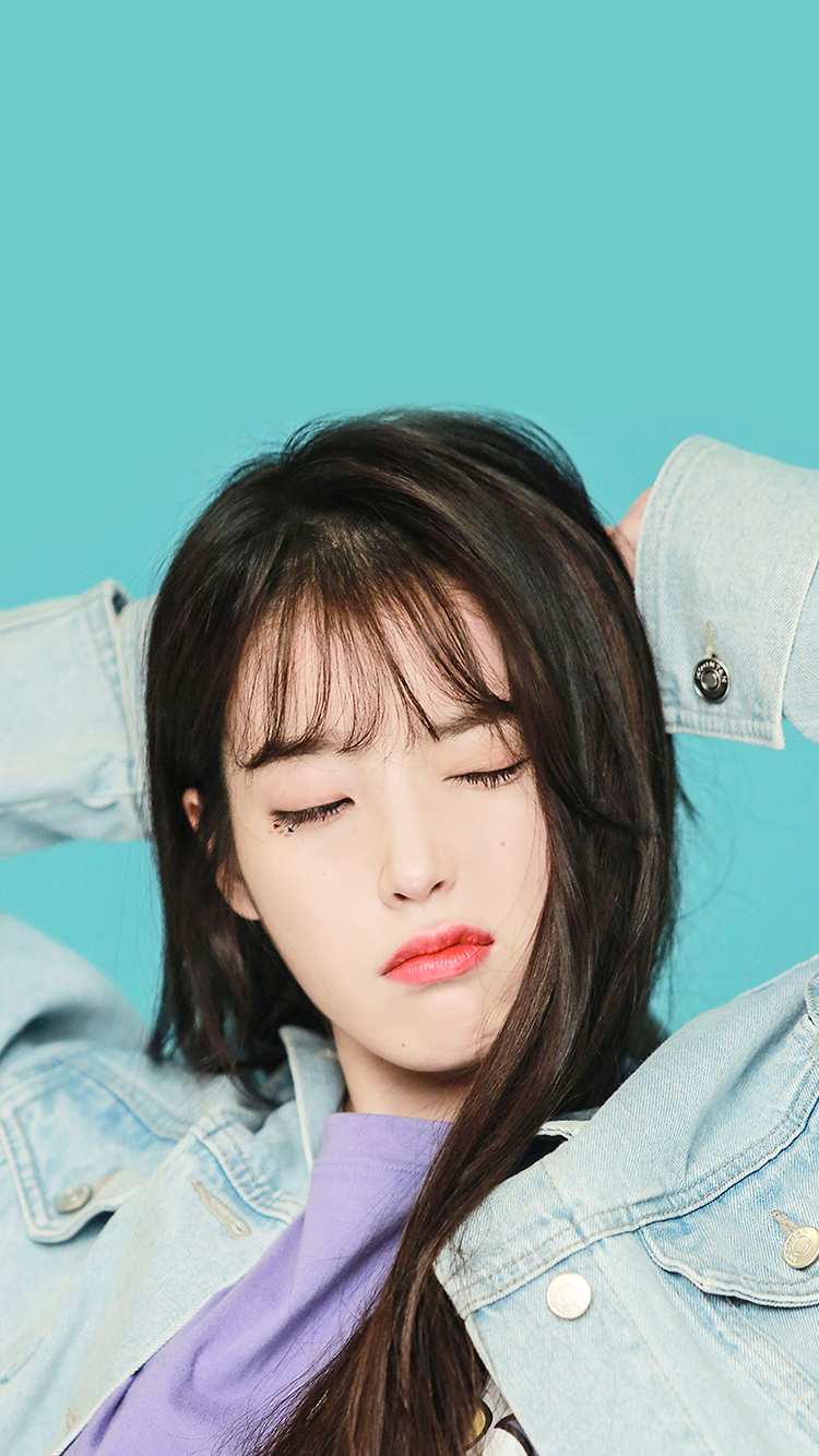 2018 아이유 달력 비하인드 폰 배경화면 & 잠금화면. png | 인스티즈