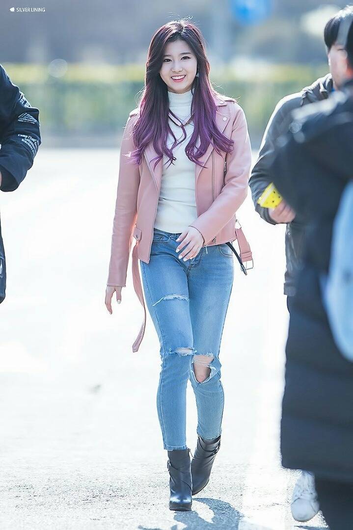 트와이스 사나 청바지 라인.jpgif | 인스티즈
