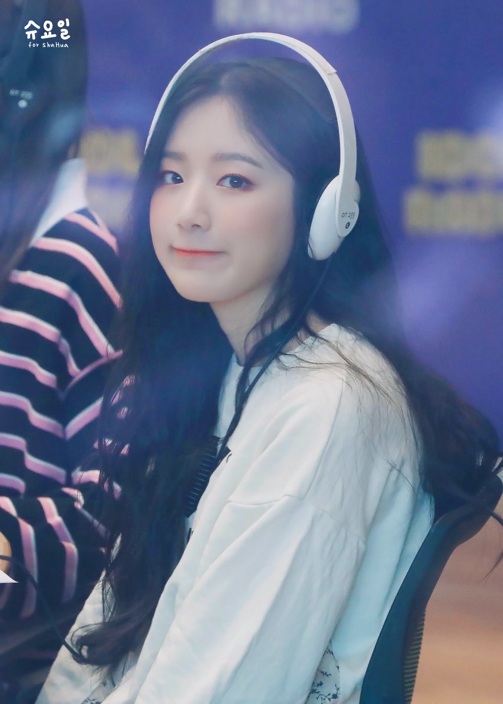 새하얀 여자아이들 슈화.jpgif | 인스티즈