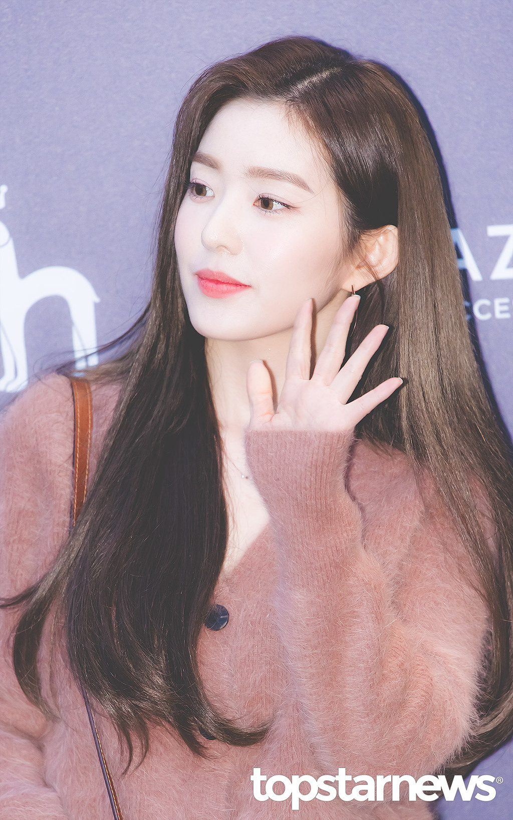 오늘자 헤지스 플래그쉽스토어 행사 레드벨벳 아이린.jpgif | 인스티즈