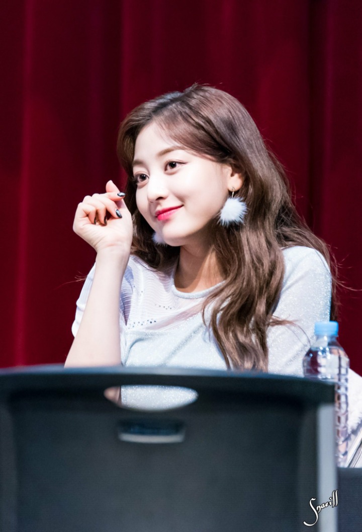 트와이스 지효는 예쁘지효 | 인스티즈