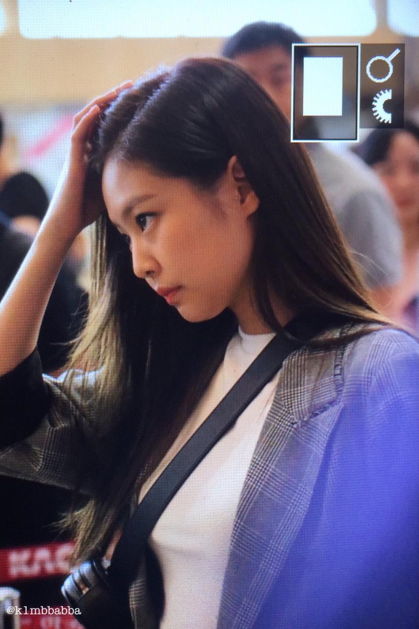 블랙핑크 오늘자 김포공항 사진.jpg | 인스티즈