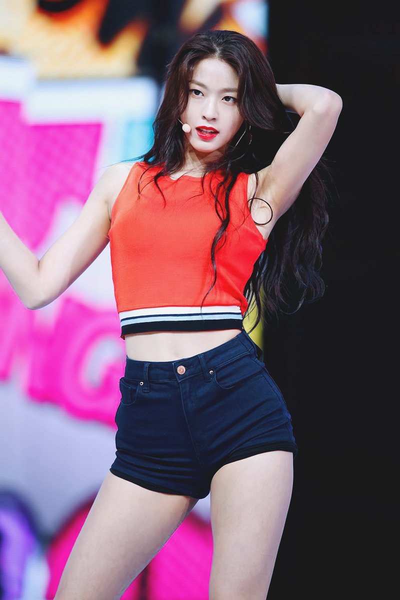 미모 는 18시즌 설현이.jpgif | 인스티즈