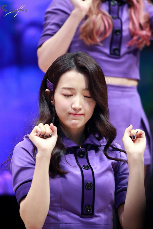 [구구단] 라디오에서 캐롤이 흘러나와서 하나 | 인스티즈