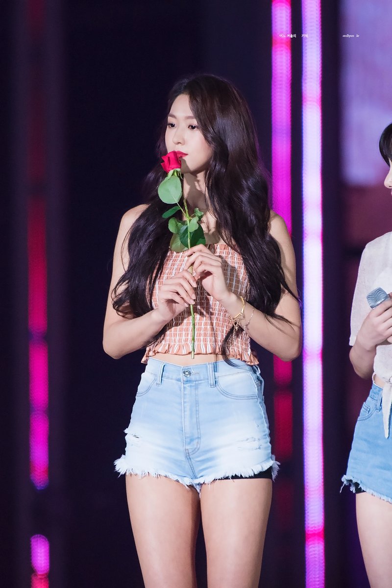 미모 는 18시즌 설현이.jpgif | 인스티즈