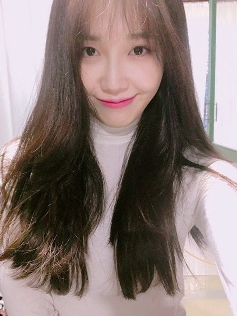 [에이핑크] 평소 아침보다는 조금 덜 추운 것 같아서 정은지 | 인스티즈