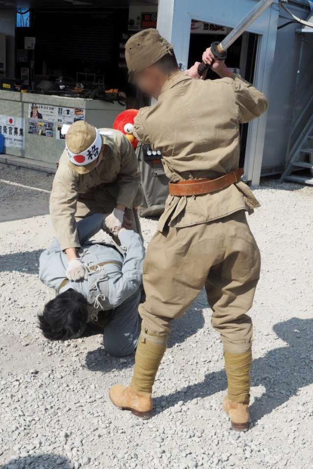 일본인 난징대학살 코스프레가 갑자기 우익에게 까이는 이유.jpg | 인스티즈