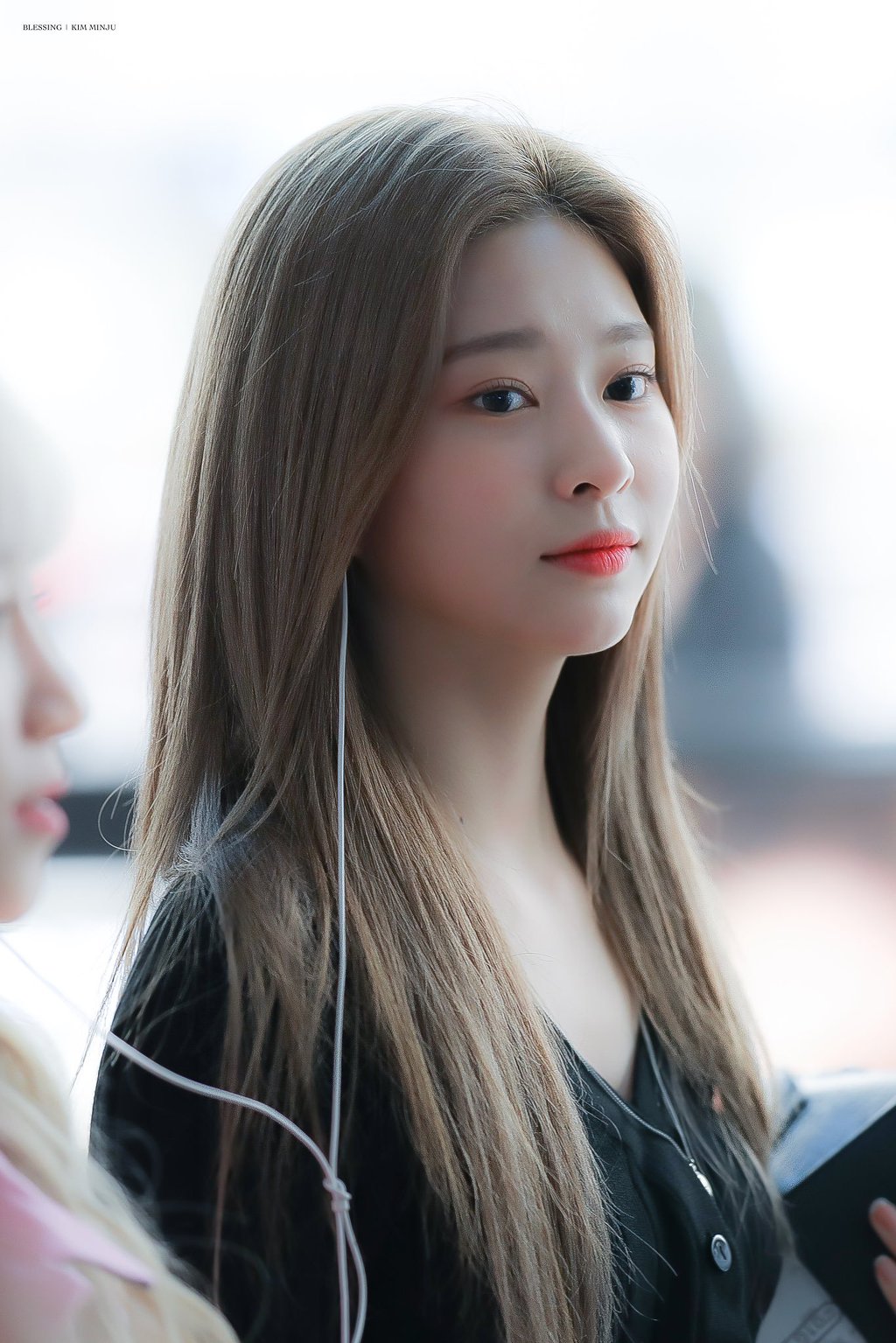 좀이쁜거같은 아이즈원 민주.jpg | 인스티즈