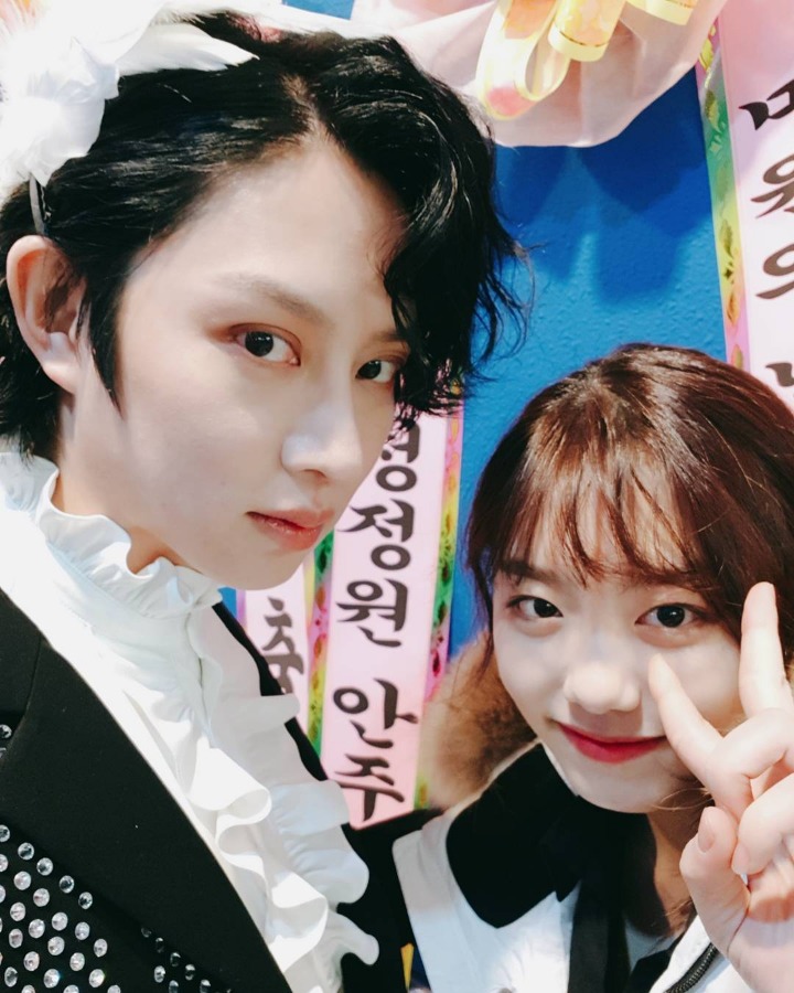 우주대스타와 콘서트에서 사진 찍은 사람들 | 인스티즈